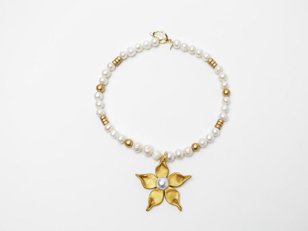 Freshwater Pearls with Pearl Stargazer Lily