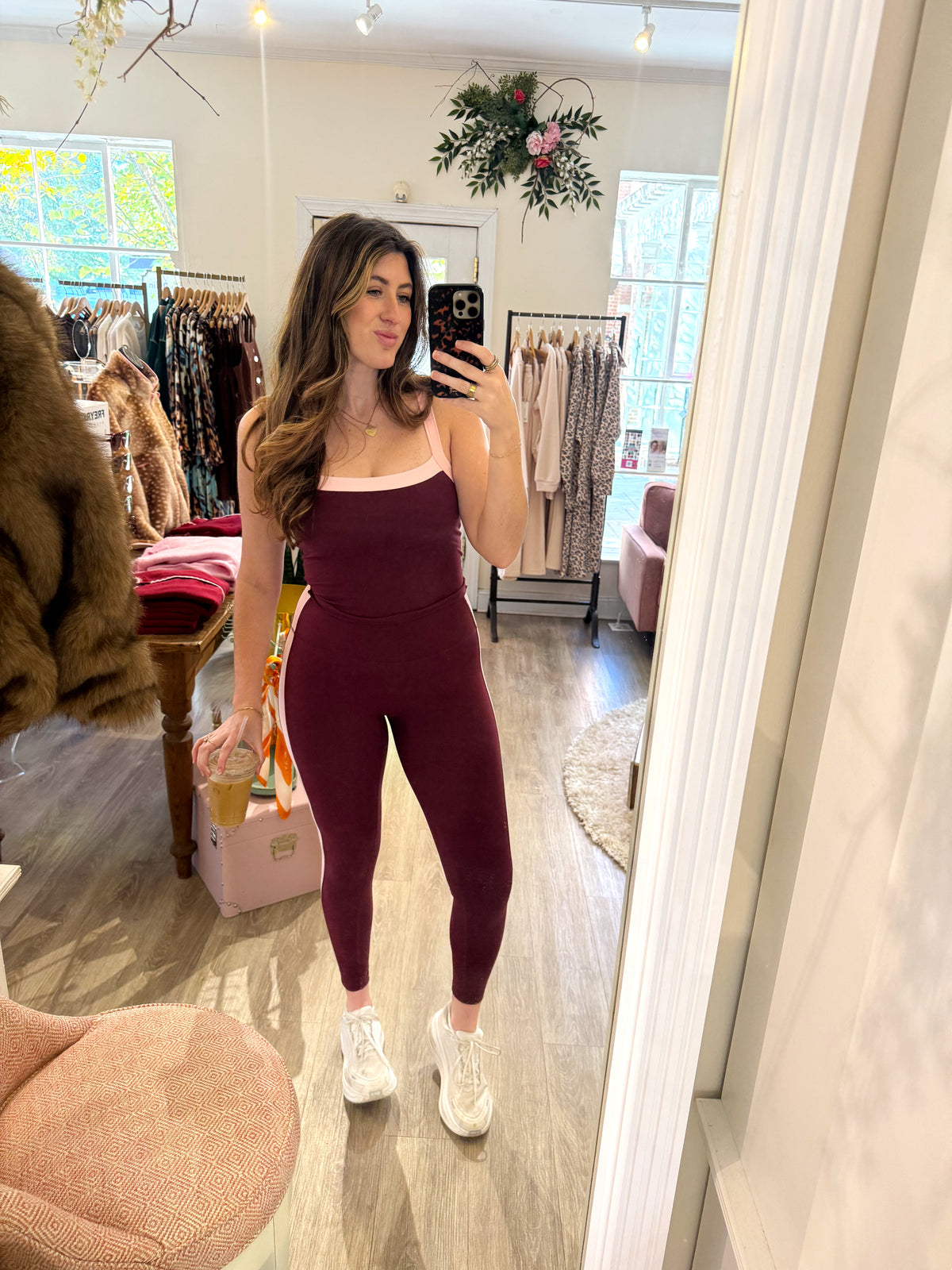 Laynie Set